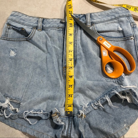 ⭐️ Brandy Melville High Rise Button Fly Jean Shorts - Picture 11 of 11